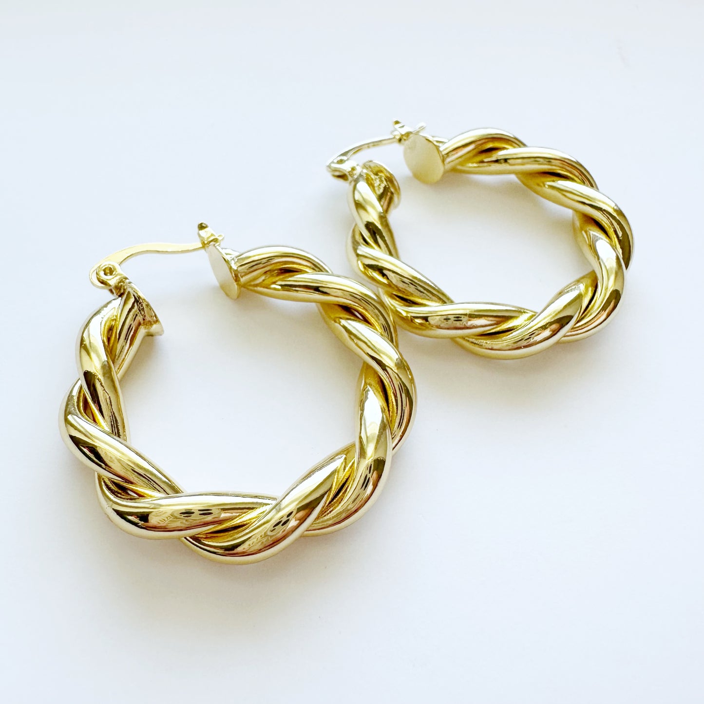 Twist Hoops